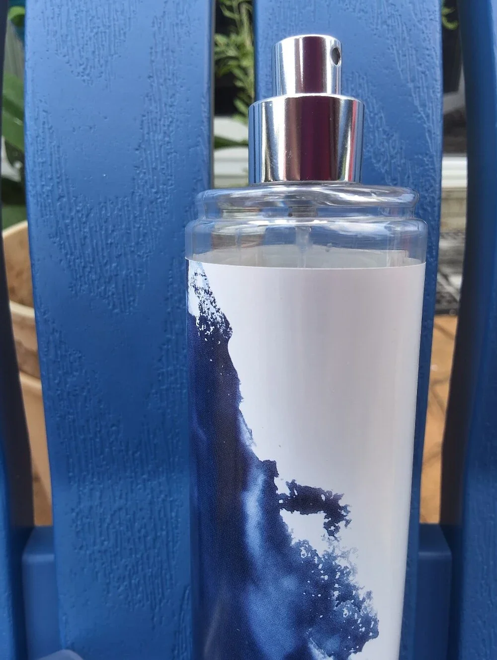 Bath & Body Works light ocean